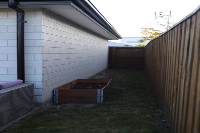 Photo of property in 27 George West Square West, Wigram, Christchurch, 8025