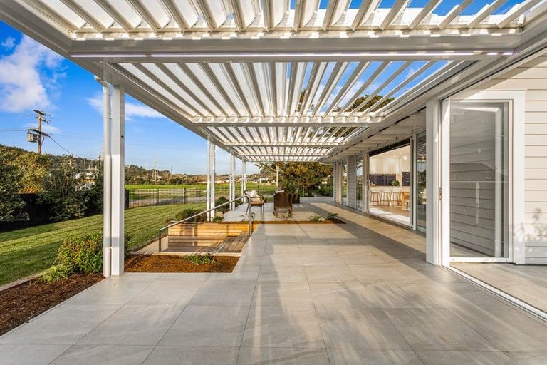 Photo of property in 4 Parlane Drive, Huapai, Kumeu, 0810