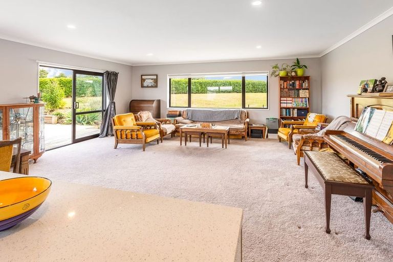 Photo of property in 48 Travers Road, Te Kauwhata, 3782