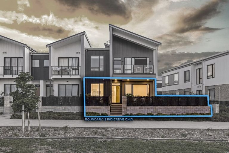 Photo of property in 1/42 Nugget Avenue, Hobsonville, Auckland, 0616