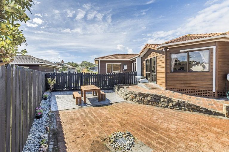 Photo of property in 3/4u Richard Street, Titahi Bay, Porirua, 5022