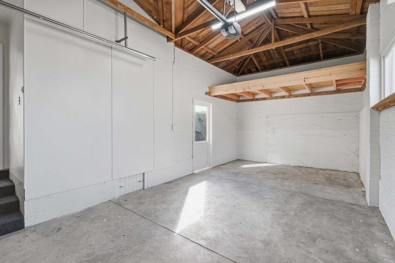 Photo of property in 23 Crombie Street, Gore, 9710