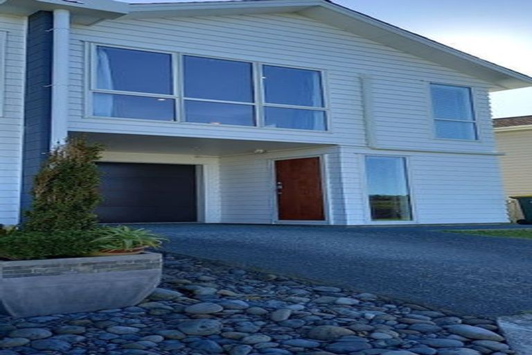 Photo of property in 99 Voyager Drive, Gulf Harbour, Whangaparaoa, 0930