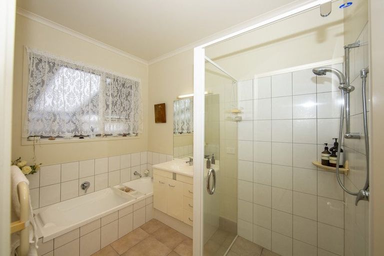 Photo of property in 9 Insley Road, Waipu, 0510