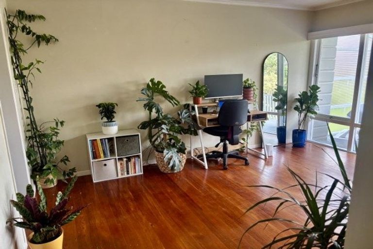 Photo of property in 16 Denby Lane, Northcote Point, Auckland, 0627