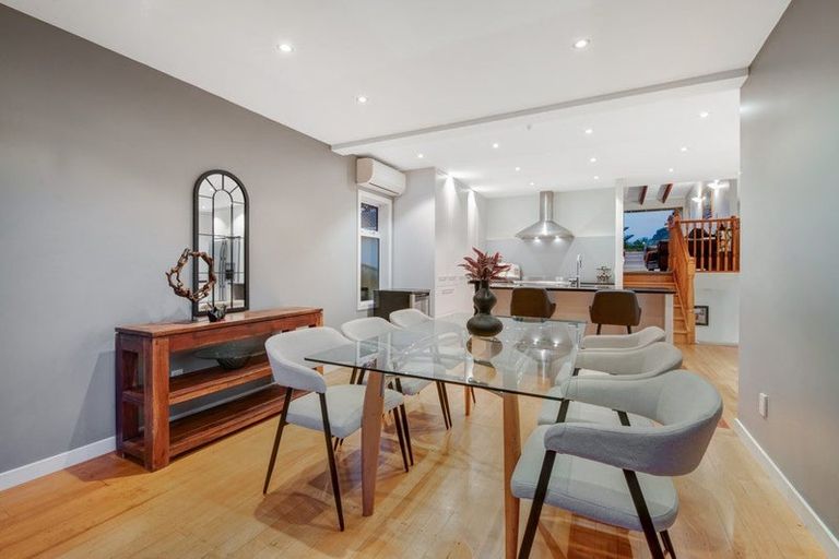 Photo of property in 21 Korotaha Terrace, Rothesay Bay, Auckland, 0630
