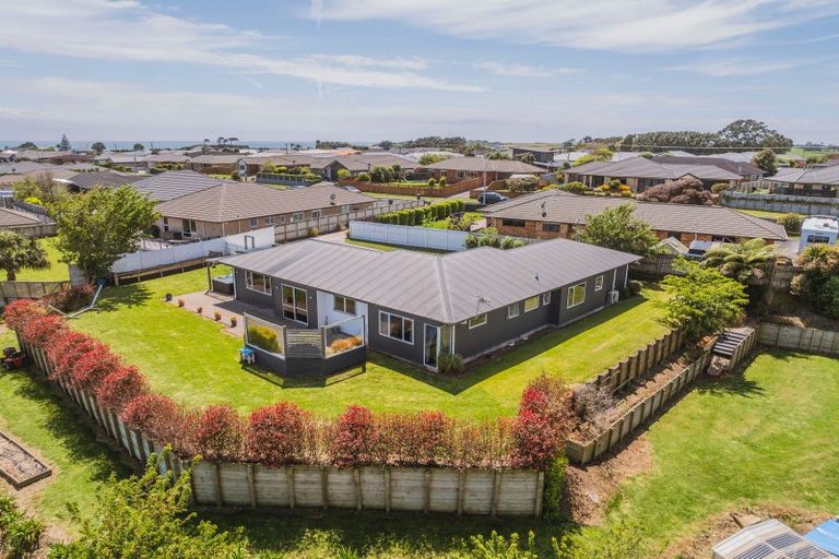 Photo of property in 28a Jules Crescent, Bell Block, New Plymouth, 4312