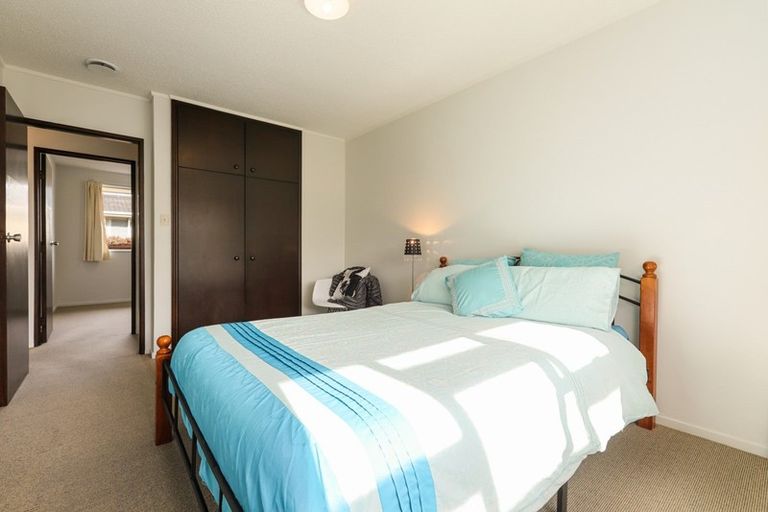 Photo of property in 1/39 Chipping Lane, Redwood, Christchurch, 8051