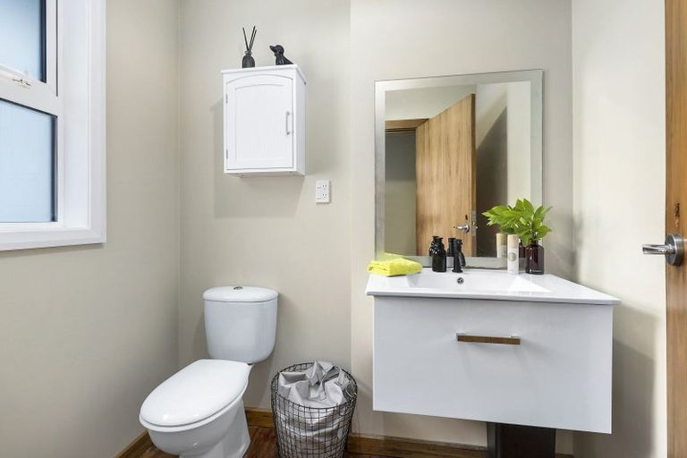 Photo of property in 110 Miramar North Road, Miramar, Wellington, 6022