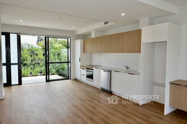 Photo of property in Verdant Lane, 4/269 Rosedale Road, Albany, Auckland, 0632