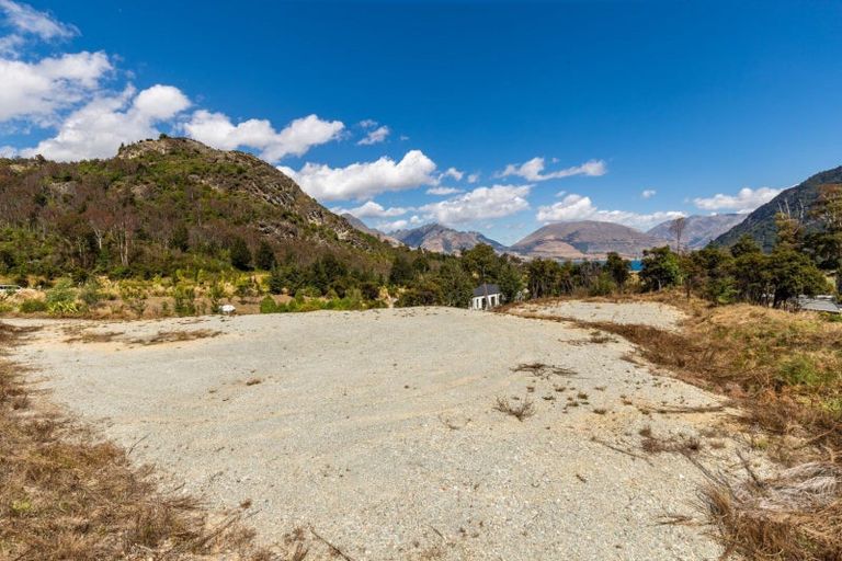 Photo of property in 17 Peregrine Falcon Road, Mount Creighton, Queenstown, 9371