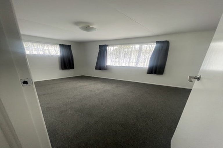 Photo of property in 20 Robson Street, Stokes Valley, Lower Hutt, 5019