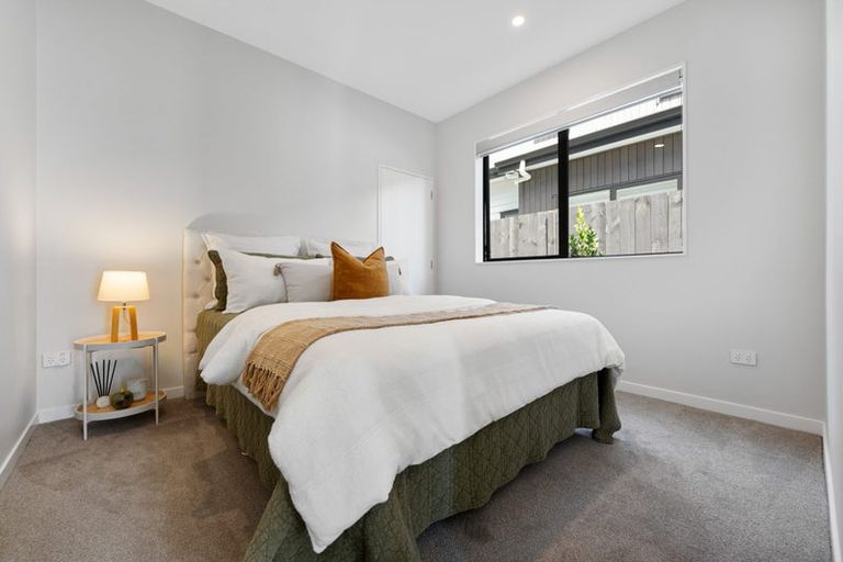 Photo of property in 2 Pukeko Road, Hobsonville, Auckland, 0616