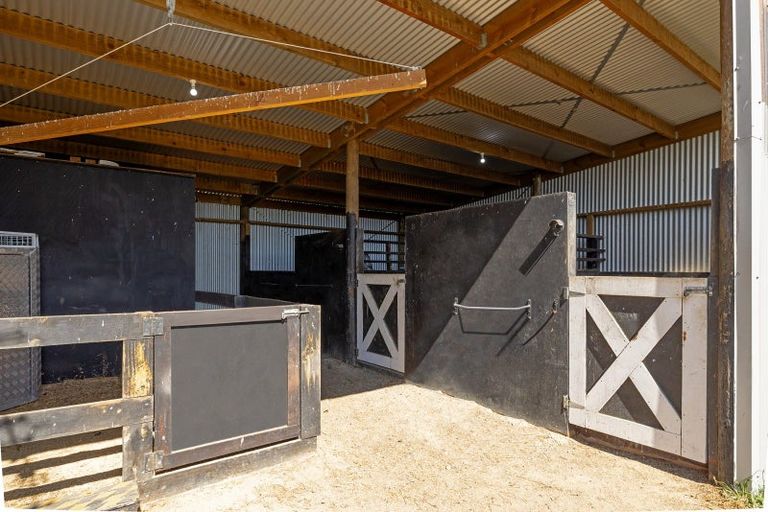 Photo of property in 1188 State Highway 2, Mikimiki, Masterton, 5881