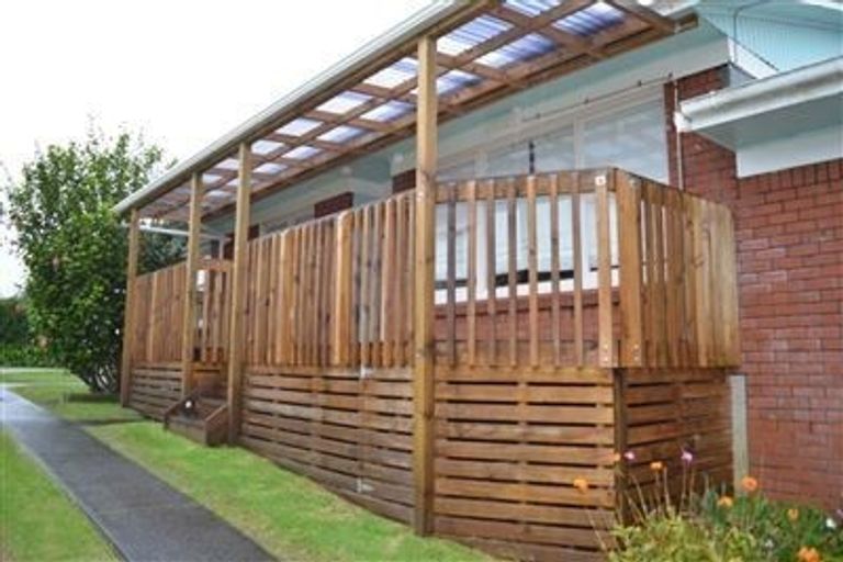 Photo of property in 4/6 Hart Road, Hauraki, Auckland, 0622