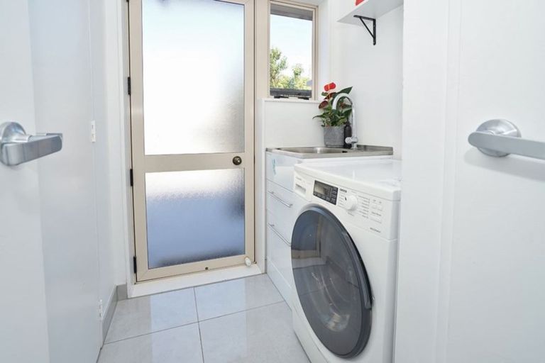 Photo of property in 15 Halcione Close, Flagstaff, Hamilton, 3210