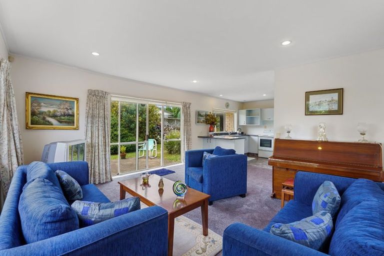 Photo of property in 44 Arawhata Road, Paraparaumu, 5032