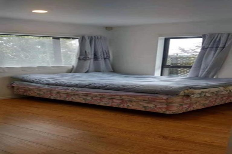 Photo of property in 19 Janome Place, Bucklands Beach, Auckland, 2014