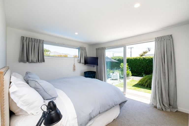Photo of property in 19 Harper Road, Waimarama, 4294