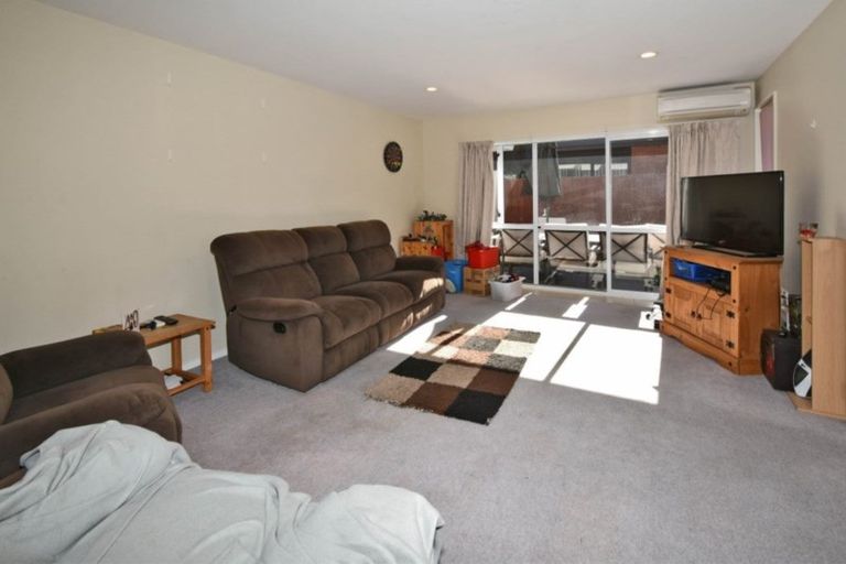 Photo of property in 1/21 Brigham Drive, Halswell, Christchurch, 8025