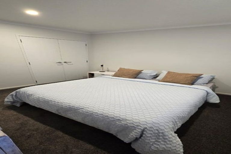 Photo of property in 52 Martingale Drive, Whitby, Porirua, 5024