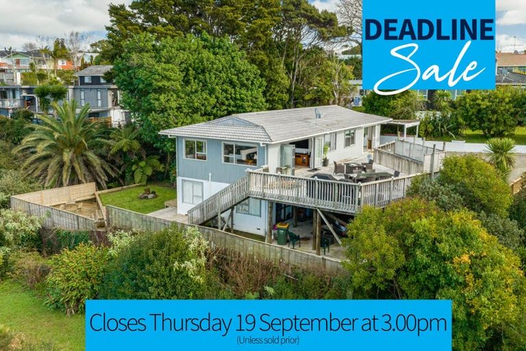 Photo of property in 9 Dundas Place, Henderson, Auckland, 0612