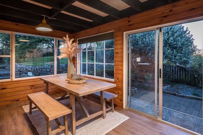 Photo of property in 4 Gavin Road, Raumati Beach, Paraparaumu, 5032