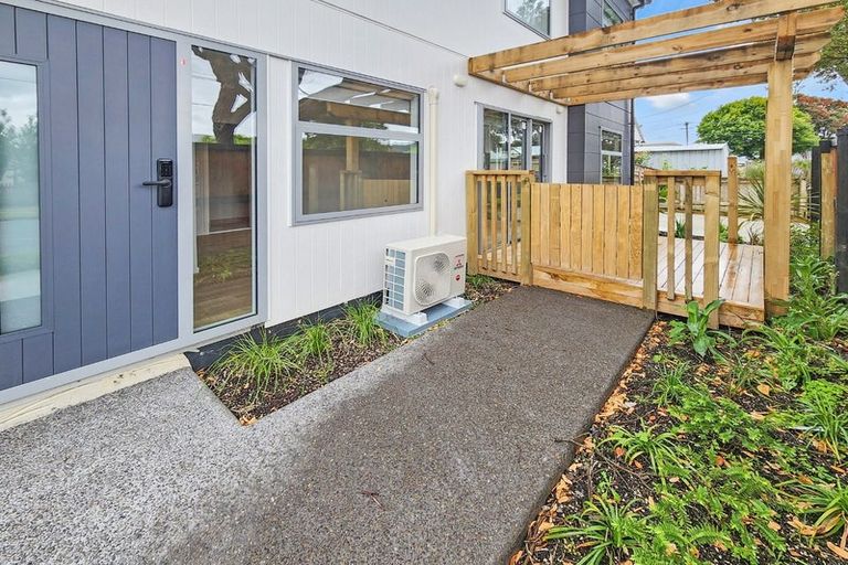 Photo of property in 6a Russell Street, Waterloo, Lower Hutt, 5011