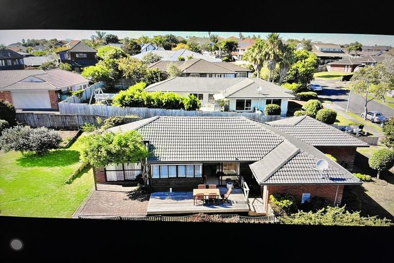 Photo of property in 38 Simmental Crescent, Somerville, Auckland, 2014