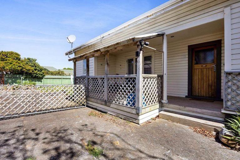 Photo of property in 8 Collins Street, Hawera, 4610