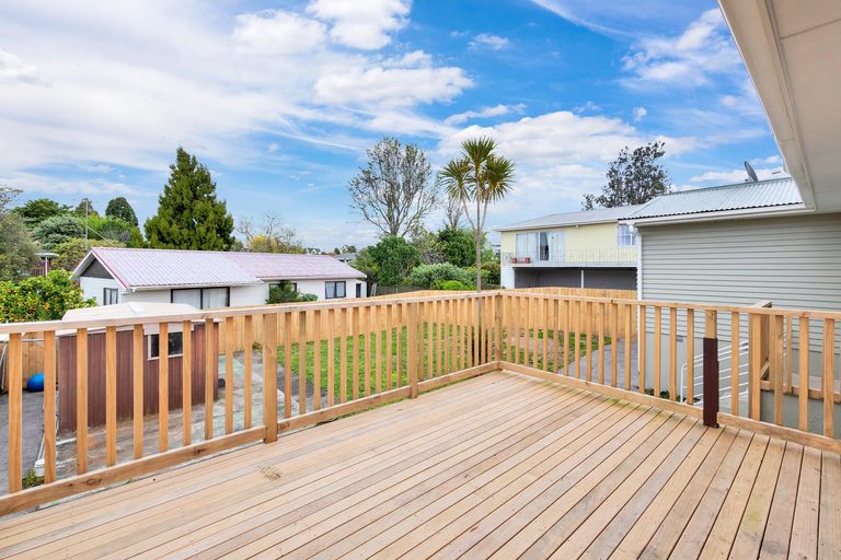 Photo of property in 1/17 Boundary Road, Opaheke, Papakura, 2113