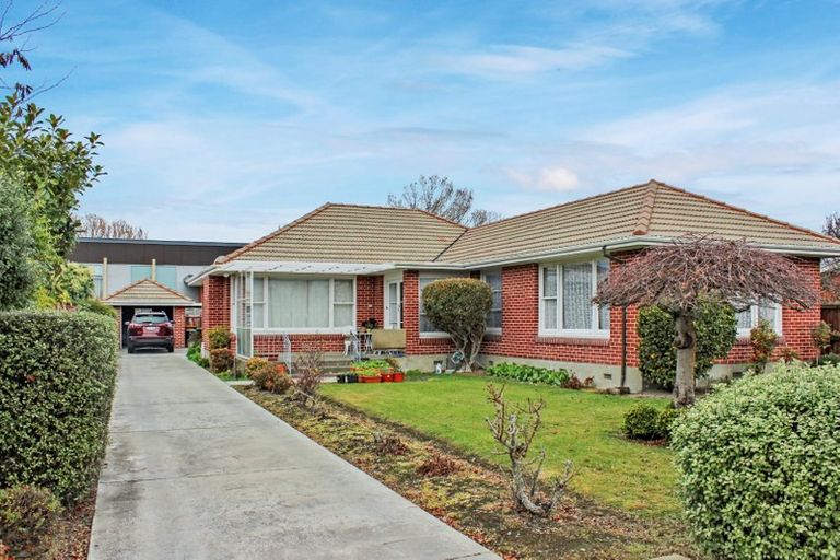 Photo of property in 2 Braithwaite Street, Ilam, Christchurch, 8041