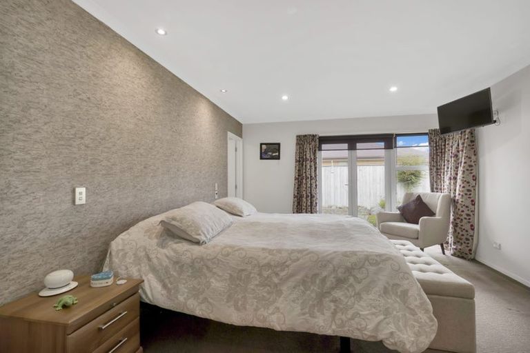 Photo of property in 9 Wattle Lane, Rangiora, 7400