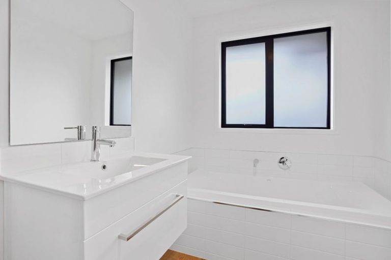 Photo of property in 138 Shillingford Boulevard, Rolleston, 7615