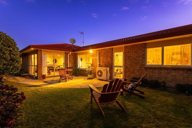 Photo of property in 5 Beachwater Grove, Paraparaumu Beach, Paraparaumu, 5032