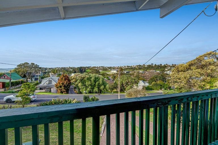 Photo of property in 22 Matai Road, Stanmore Bay, Whangaparaoa, 0932