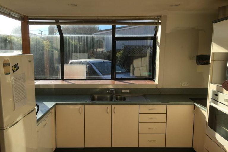 Photo of property in 2/86 Suva Street, Upper Riccarton, Christchurch, 8041