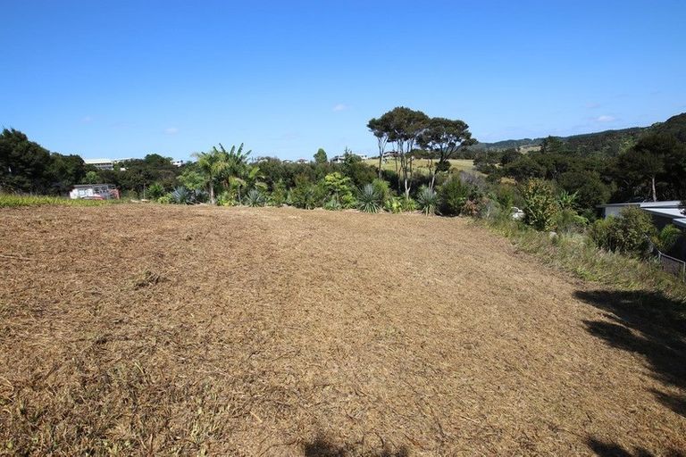 Photo of property in 14 Waterview Place, Haruru, 0204