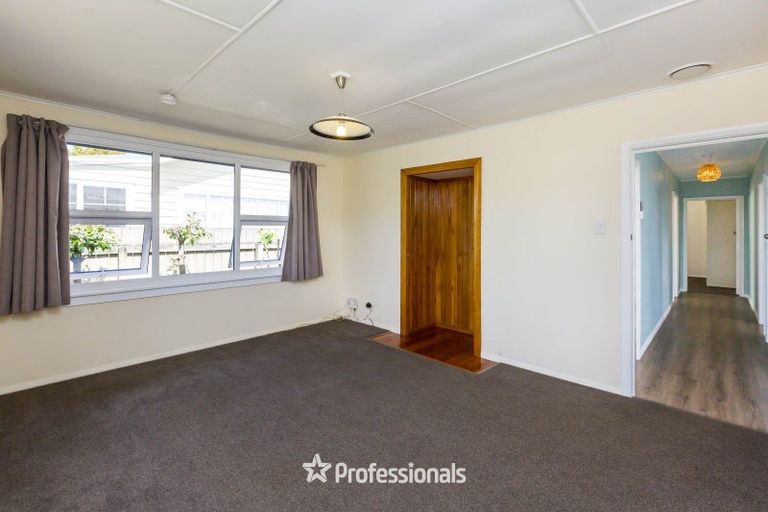 Photo of property in 8 Phar Lap Grove, Trentham, Upper Hutt, 5018