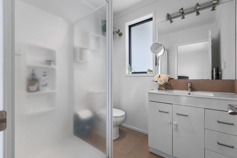 Photo of property in 129 Ballintoy Park Drive, Welcome Bay, Tauranga, 3175