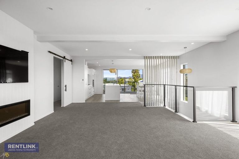 Photo of property in 986 Papamoa Beach Road, Papamoa Beach, Papamoa, 3118