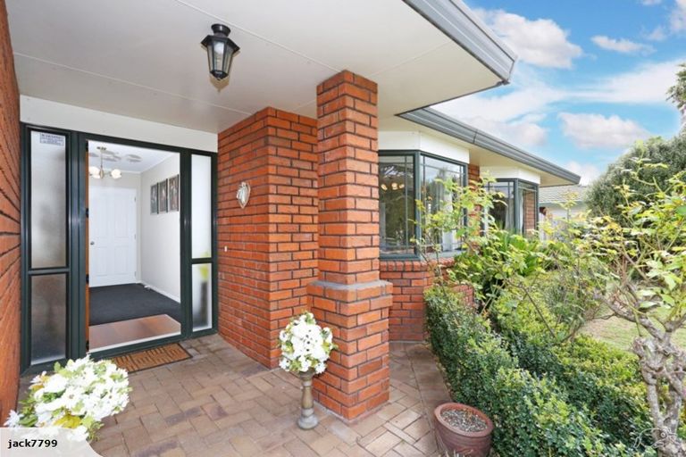 Photo of property in 3 Glenross Drive, Wattle Downs, Auckland, 2103