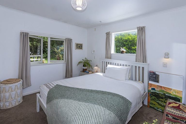 Photo of property in 64 Paparoa Station Road, Paparoa, 0571