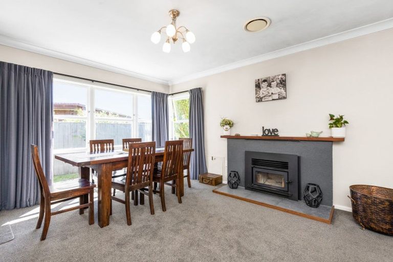 Photo of property in 25 Harpham Street, Taradale, Napier, 4112
