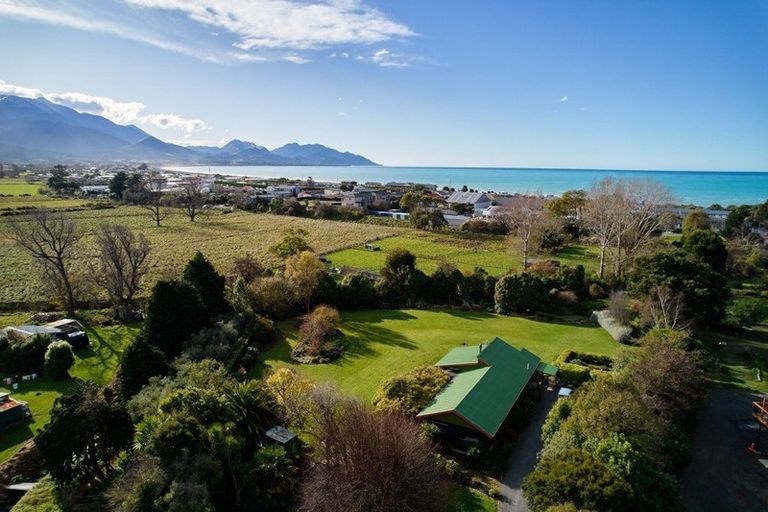 Photo of property in 9 Grays Lane, Kaikoura, 7300