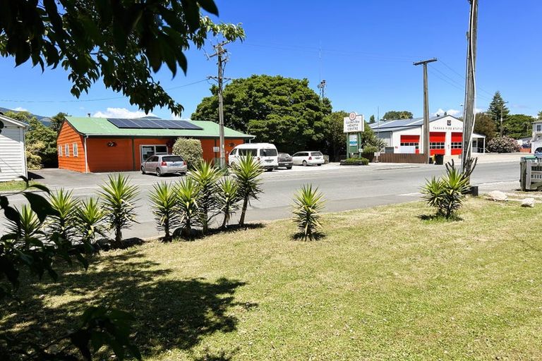 Photo of property in 17 Motupipi Street, Takaka, 7110