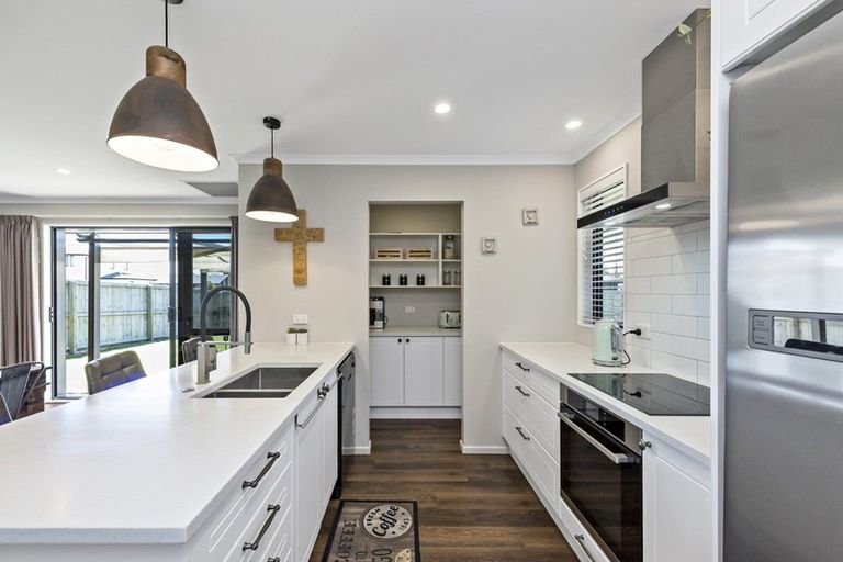 Photo of property in 1 Caracara Place, Rolleston, 7615