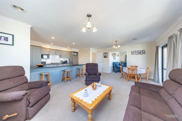 Photo of property in 40 Meadowbank Drive, Belmont, Lower Hutt, 5010