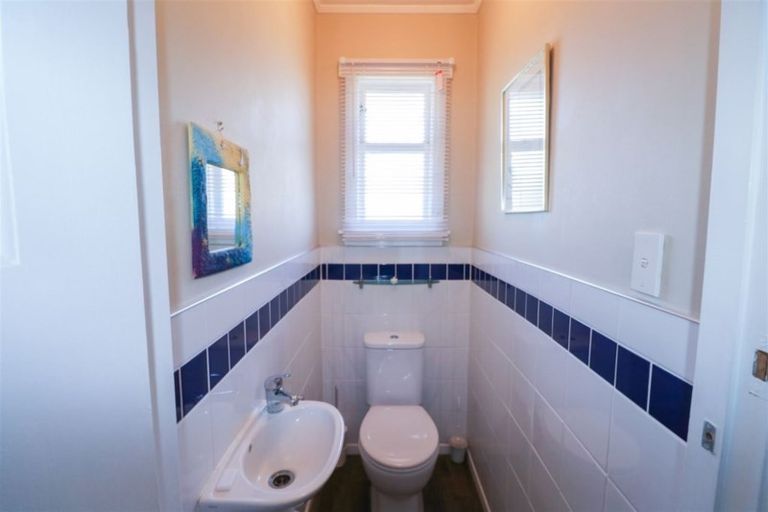 Photo of property in 11 Lysaght Street, Highfield, Timaru, 7910