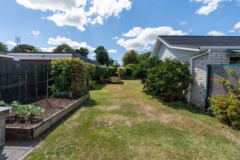 Photo of property in 57 Chedworth Avenue, Chedworth, Hamilton, 3210